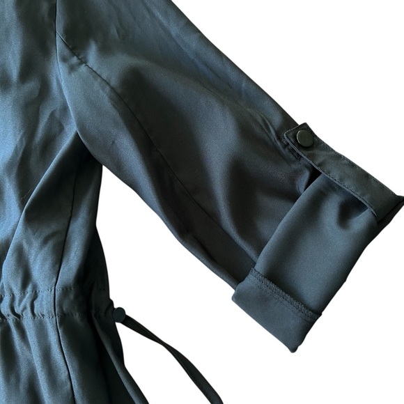 Ninexis | Black Women's Jacket with Roll Sleeves - Picture 4 of 9